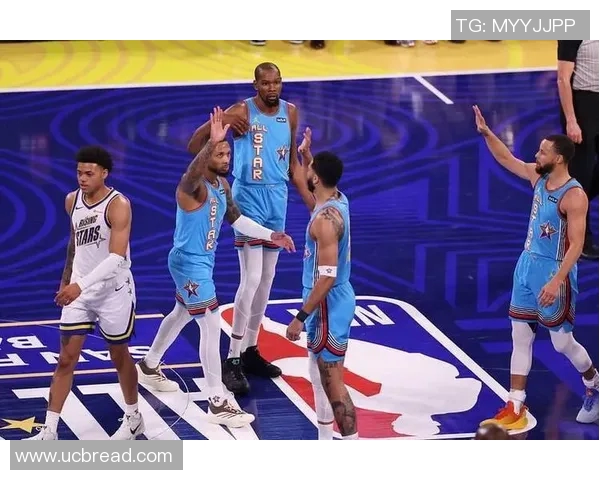 聚焦NBA全明星赛精彩瞬间 揭秘球员背后的奋斗与荣耀